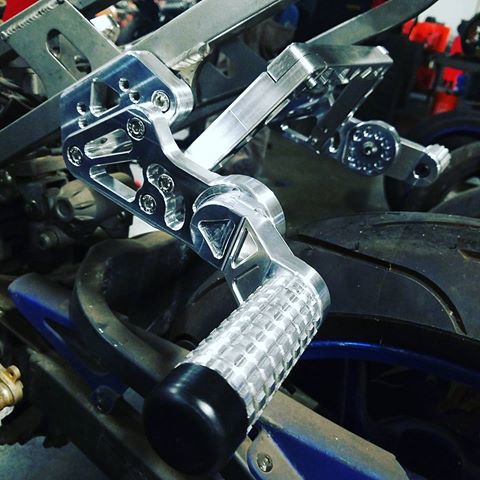 FZ/MT 09 CNC Adjustable Subcage - Impaktech