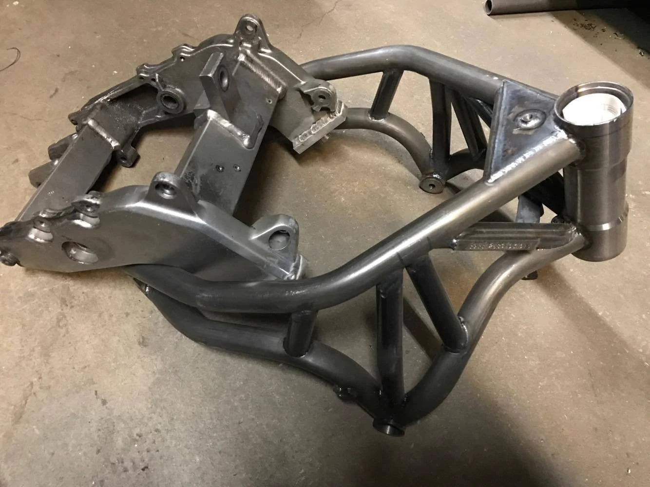03-04 Kawasaki ZX6 Half Frame - Badass Industries