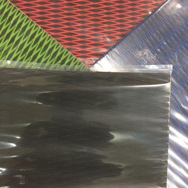 Universal Freestyle Tank Pad 16" x 20"