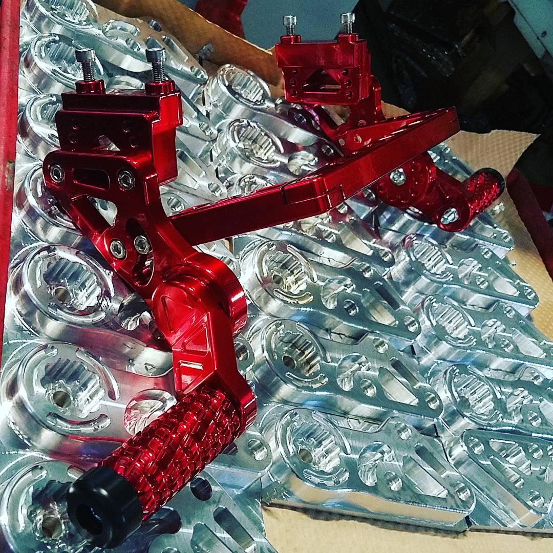 09-25 ZX6R CNC Adjustable Subcage - Impaktech