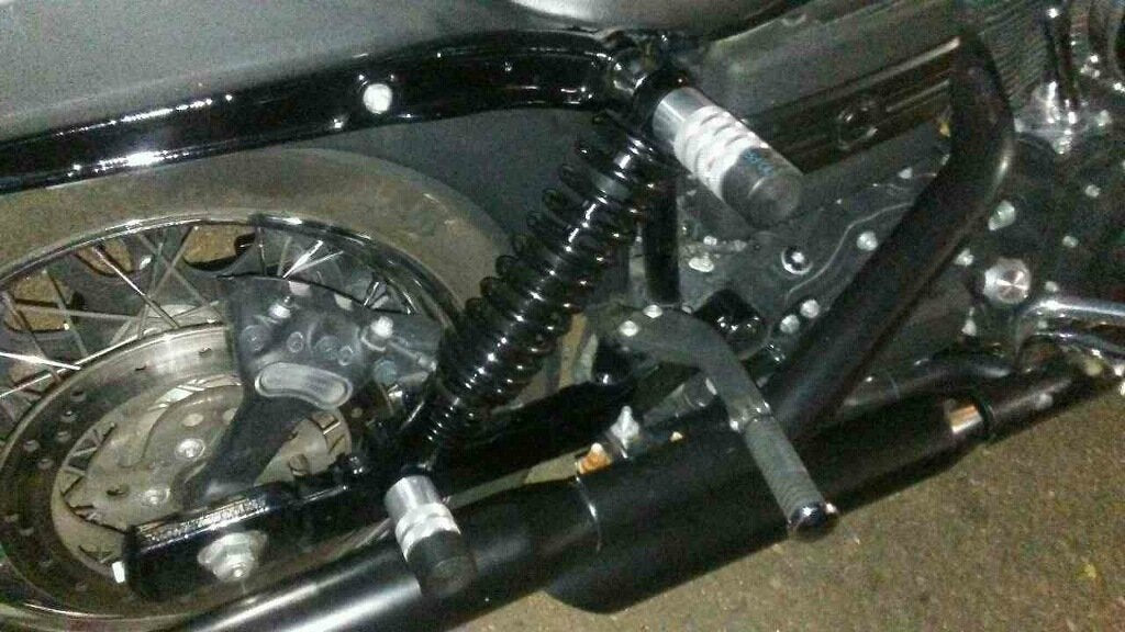 Dyna Rear Shock Mount Stunt Pegs