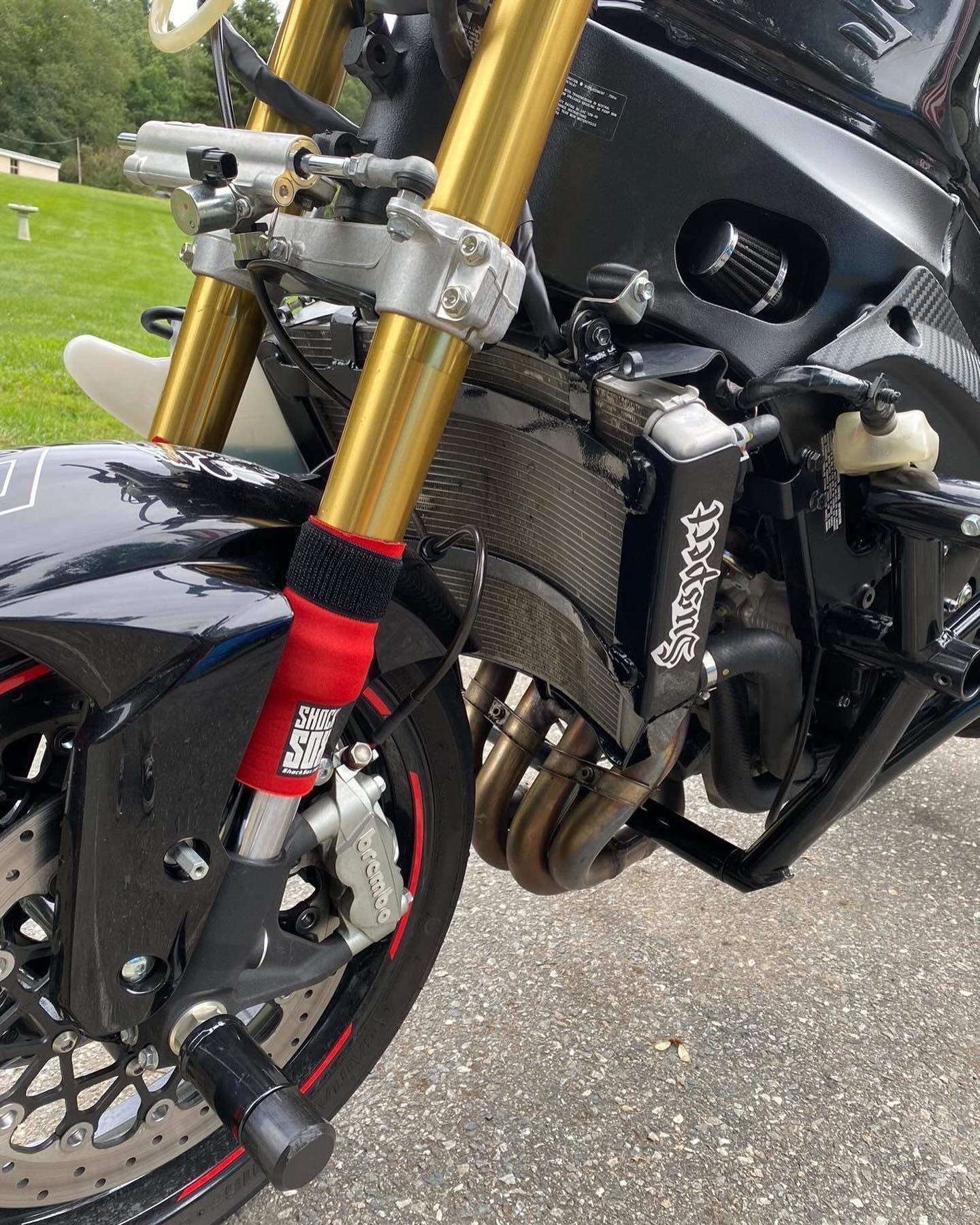 Suspect 11-22 GSXR 600/750 Radiator Support