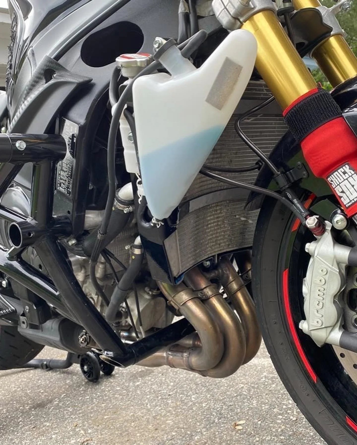 Suspect 06-07 GSXR Radiator Support
