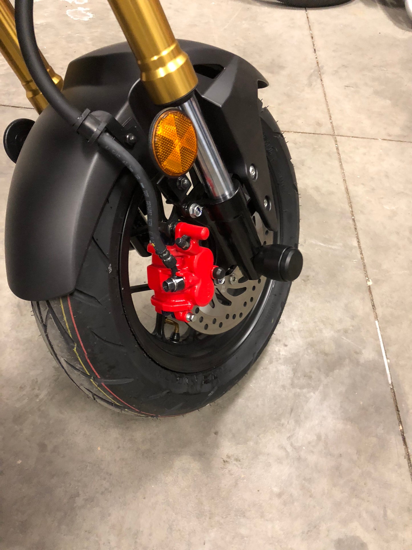 StuntPucks Honda GROM MSX125 Axle Sliders