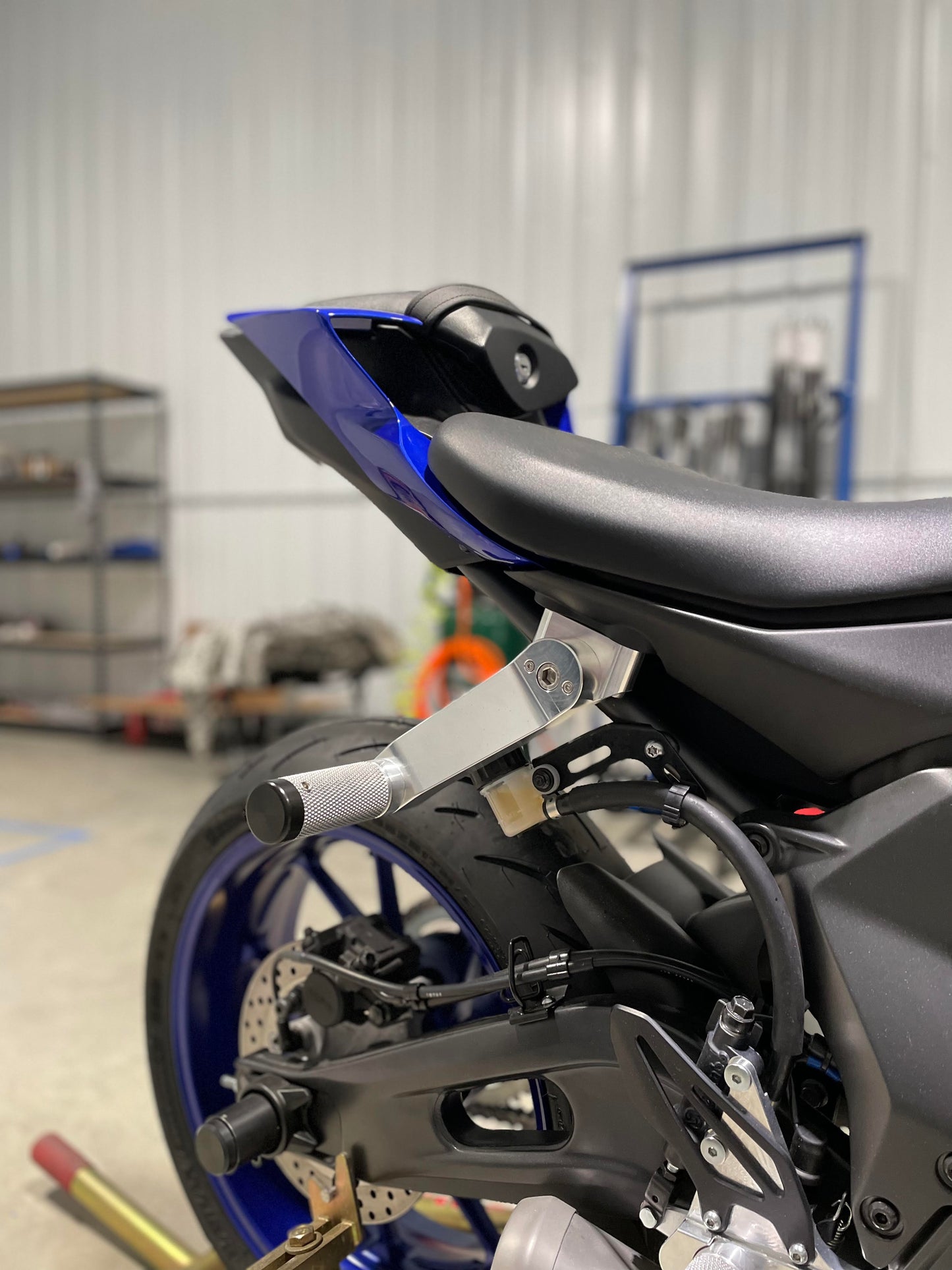 StuntPucks FZ07/MT07 Axle Pegs