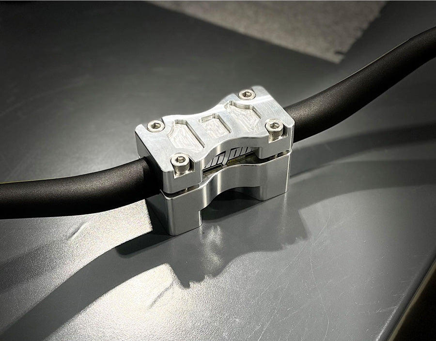 Outlaw R7 Triple Clamp