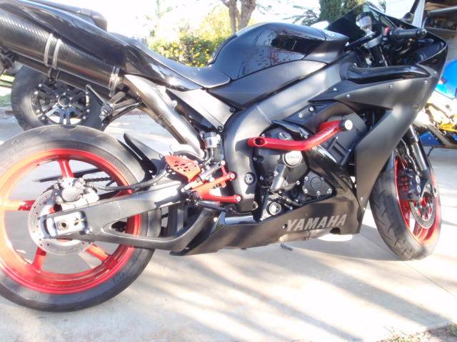 04-06 R1 Race Rails