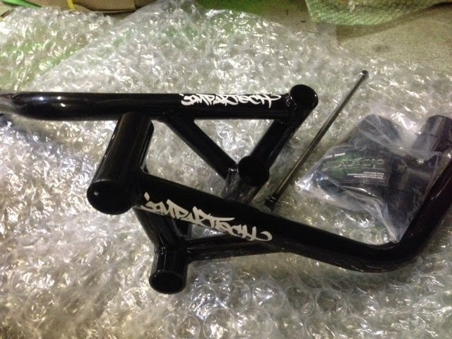 03-04 GSXR1000 Race Rails