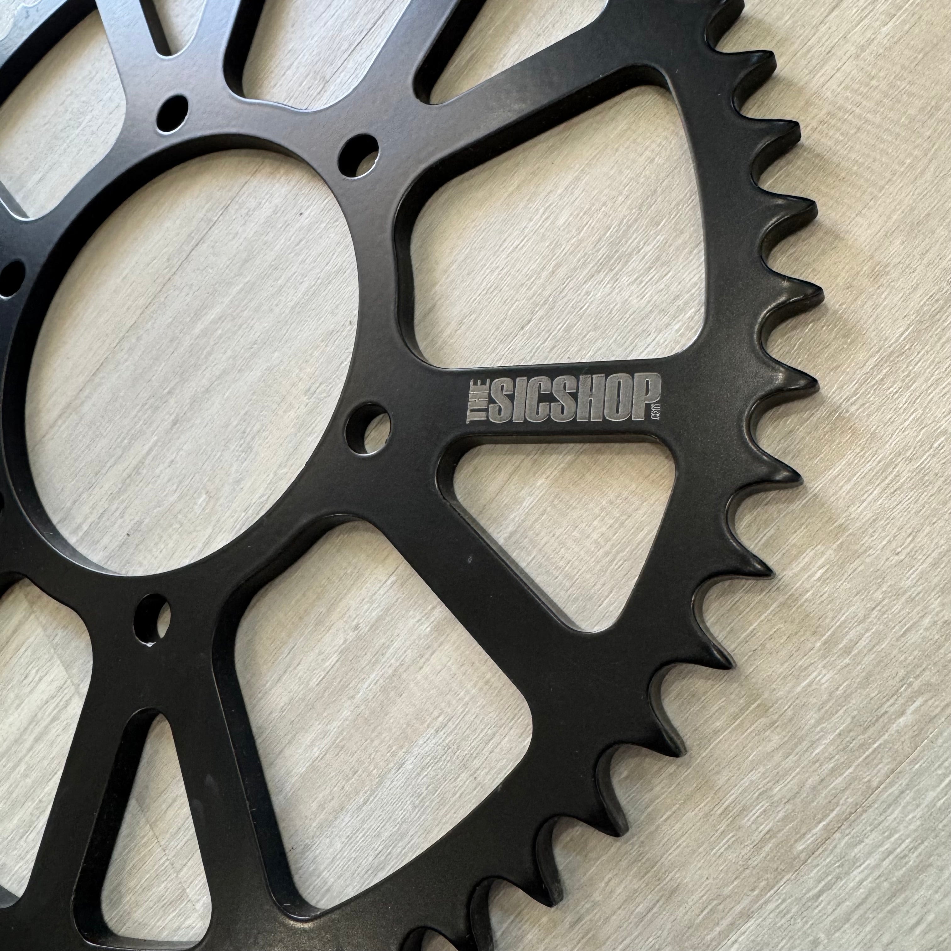 Kawasaki ZX6/ZX10 55T Steel Rear Sprocket - 520 (IN STOCK) – The
