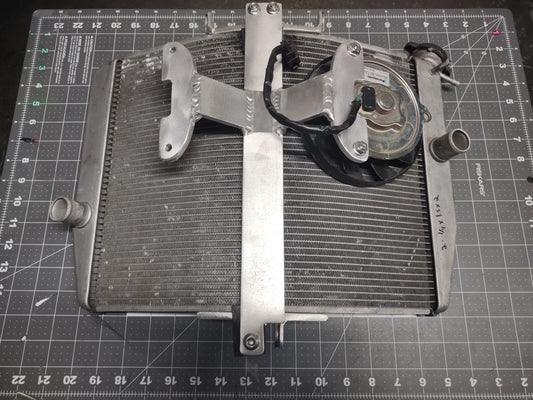 09-26 Kawasaki Zx6r Radiator Support w/fan Mounts - W333 Designs