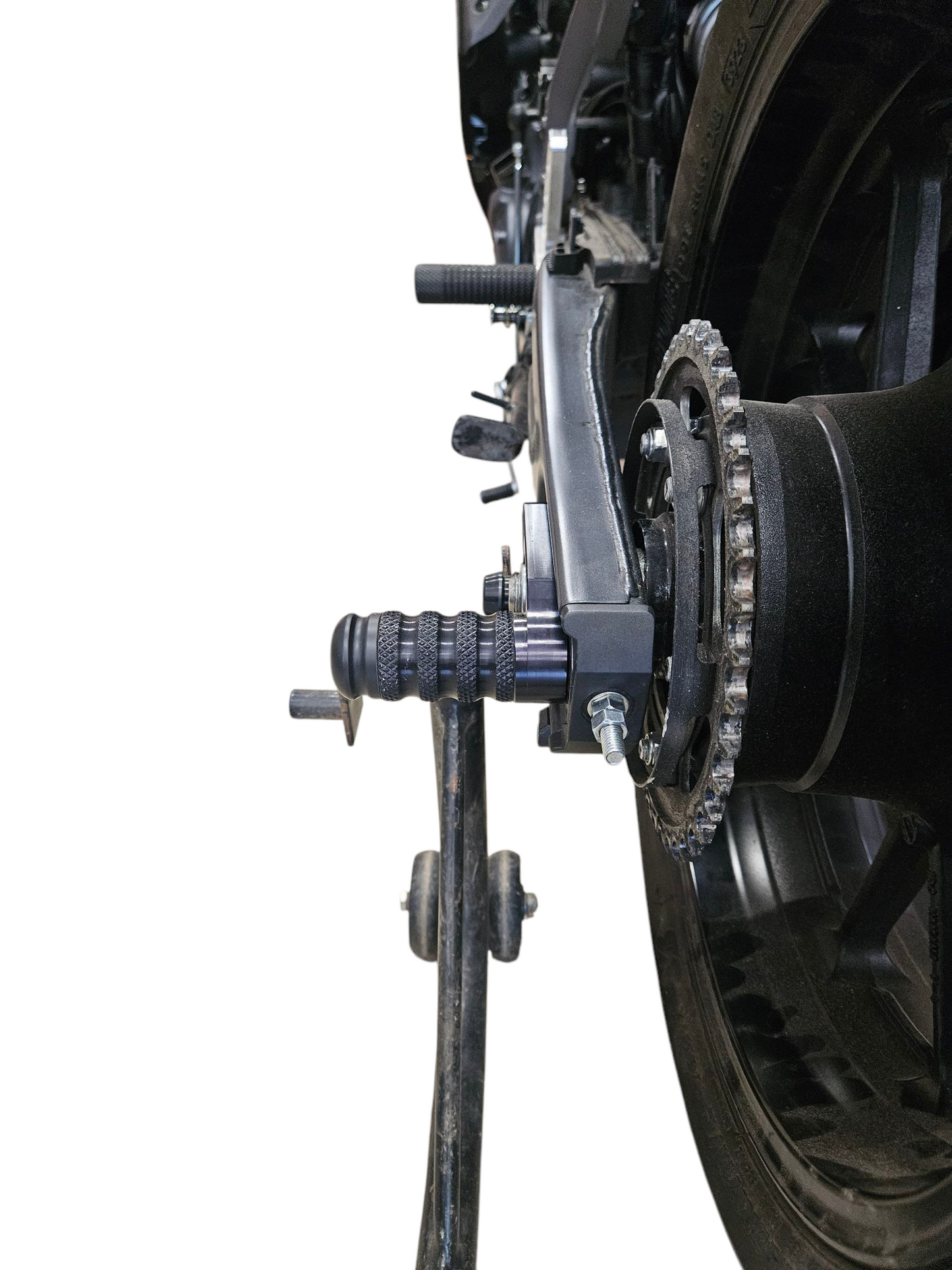 R7 FZ/MT07 REAR AXLE SLIDERS WITH ADJUSTER BLOCKS