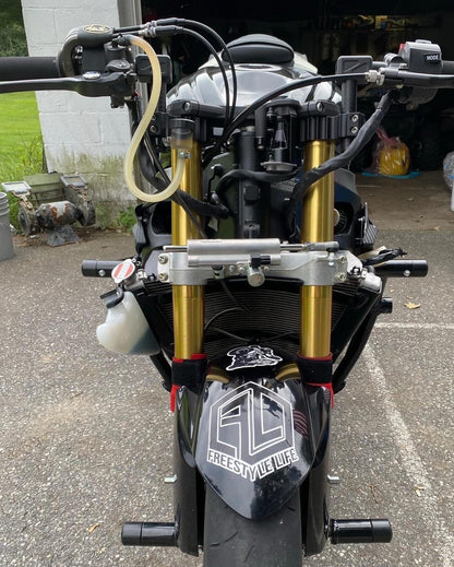 Suspect 11-22 GSXR 600/750 Radiator Support