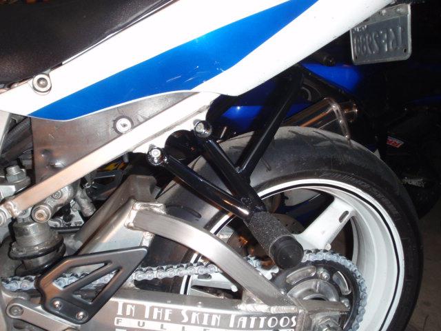 01-03 GSXR 600 Subcage (Rear Stunt Pegs)